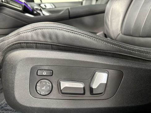 Used 2022 BMW X6 xDrive40i w/ Climate Comfort Package image 22