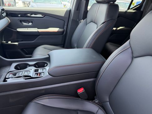 New 2026 Honda Pilot TrailSport image 14