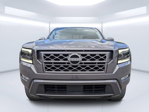 Used 2024 Nissan Frontier SL RWD image 8