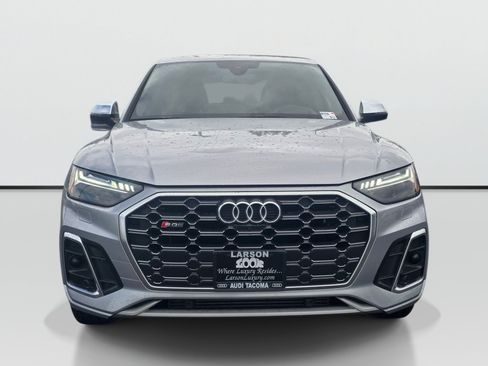 Used 2023 Audi SQ5 Prestige w/ Prestige Package AWD/4WD image 9