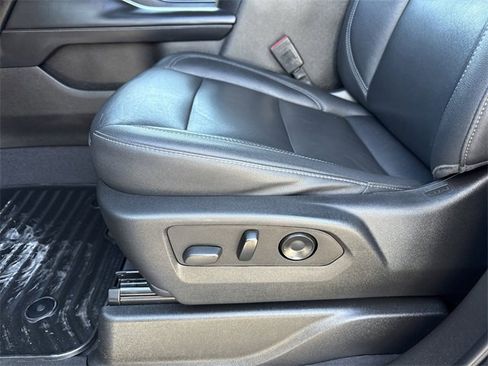 Used 2021 Chevrolet Tahoe LT w/ Luxury Package image 44