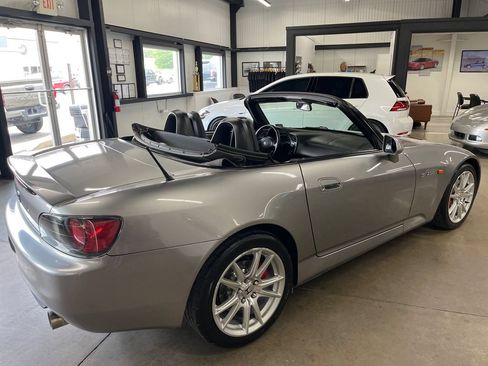 Used 2001 Honda S2000 image 15