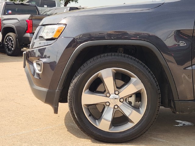Used 2016 Jeep Grand Cherokee Limited w/ Luxury Group II RWD image 5