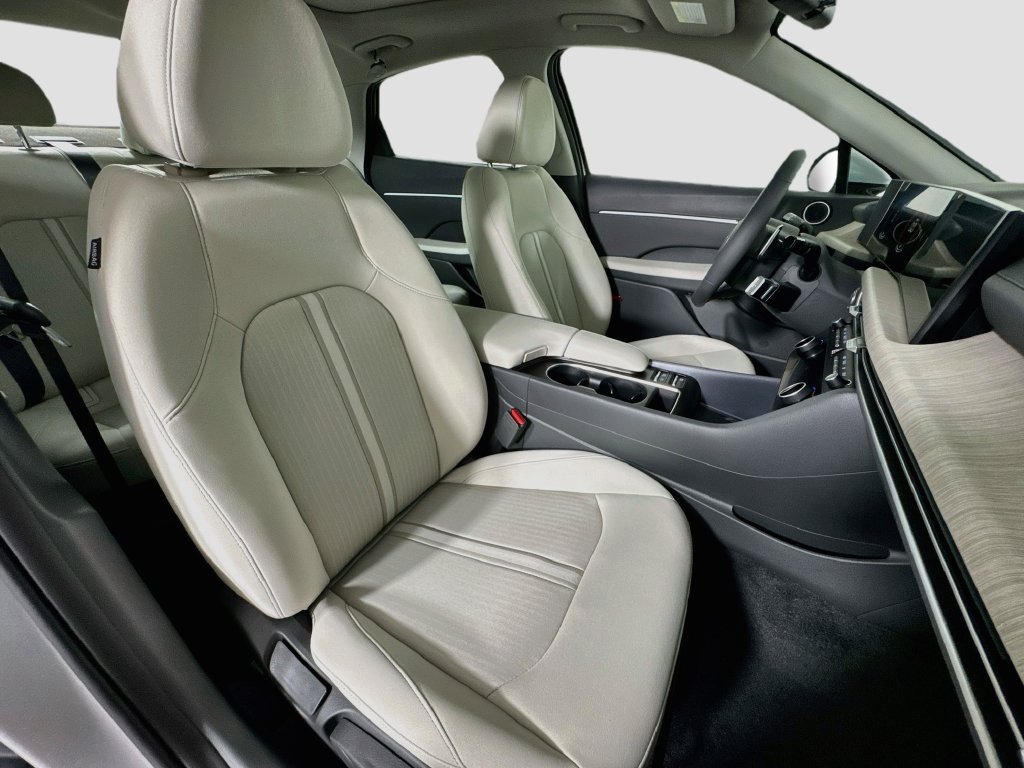 New 2026 Hyundai Sonata SEL FWD image 30