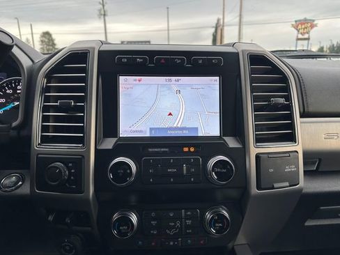 Used 2020 Ford F350 Platinum w/ FX4 Off-Road Package image 18