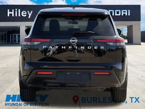 Used 2025 Nissan Pathfinder S image 5