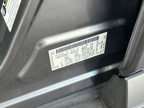 Used 2023 Nissan Rogue SV image 15