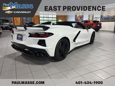 Used 2026 Chevrolet Corvette Stingray Preferred Conv w/ Z51 Performance Package RWD image 8
