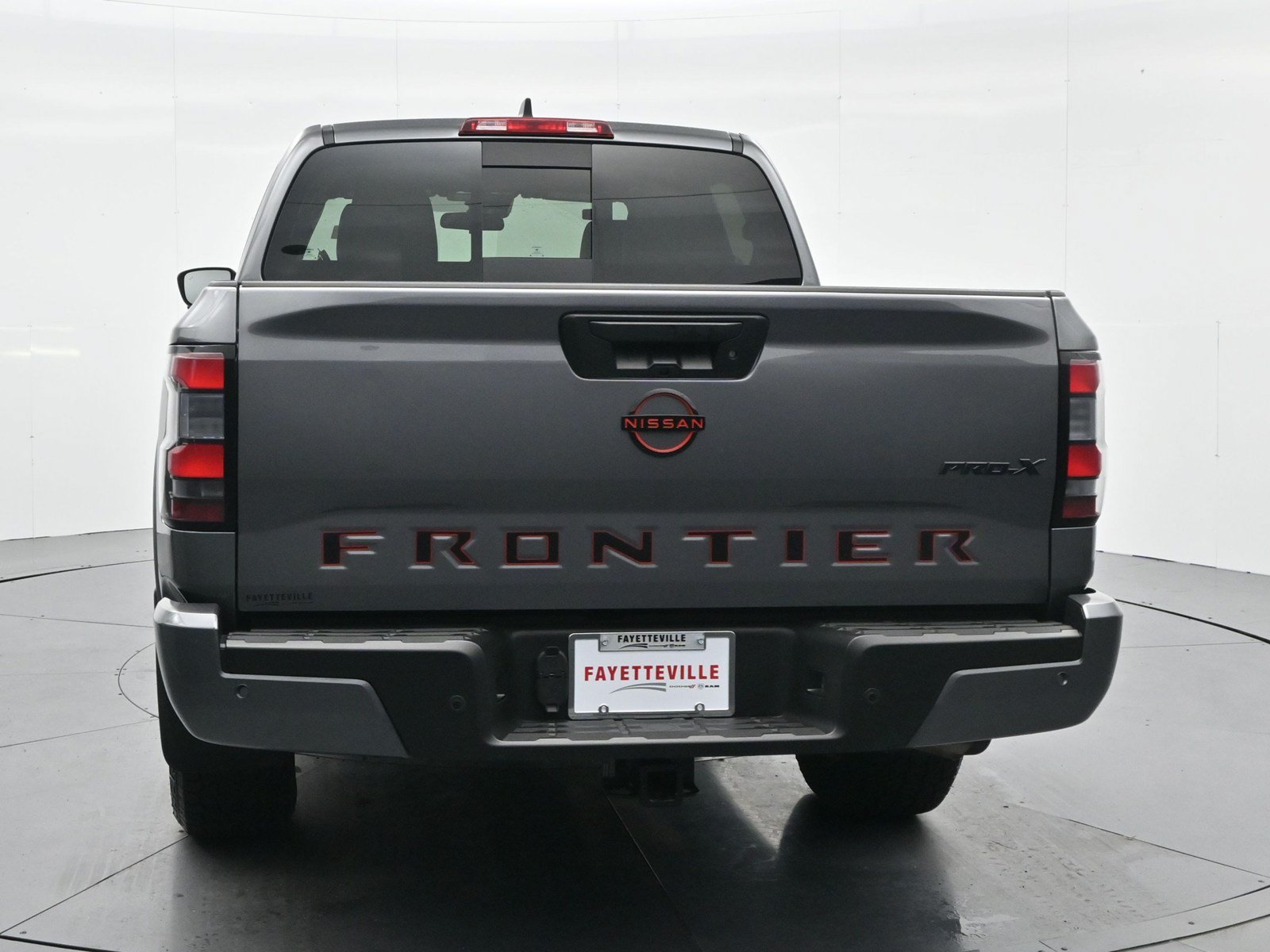 Used 2024 Nissan Frontier Pro-X w/ Pro Convenience Package RWD image 7