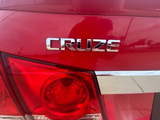 Used 2014 Chevrolet Cruze LT w/ RS Package FWD image 28