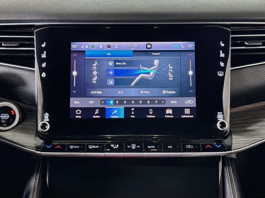 Used 2024 Jeep Wagoneer Series III AWD/4WD image 16