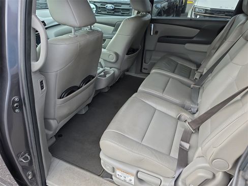 Used 2016 Honda Odyssey EX-L image 33