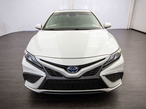 Used 2021 Toyota Camry XSE image 14