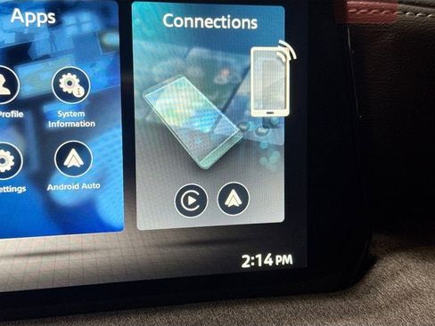 New 2026 Nissan Kicks SV image 11