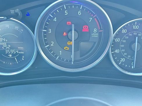 Used 2016 MAZDA MX-5 Miata Club image 22