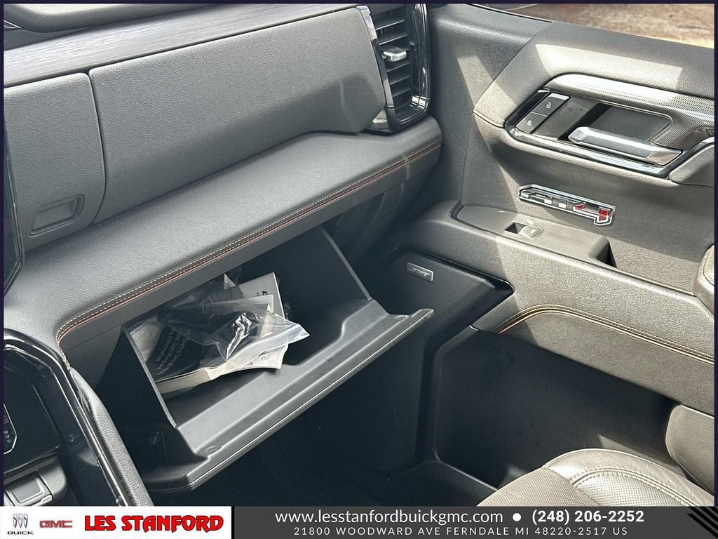 Certified 2023 GMC Sierra 1500 AT4 w/ AT4 Preferred Package AWD/4WD image 32