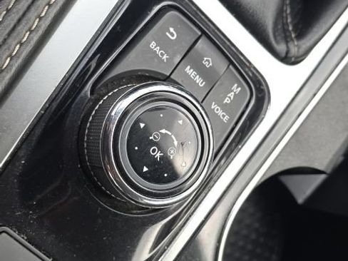 Used 2017 Nissan Maxima 3.5 SV FWD image 32