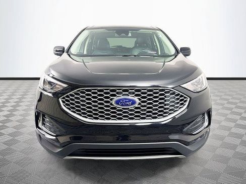 Certified 2024 Ford Edge SEL w/ Convenience Package AWD/4WD image 2