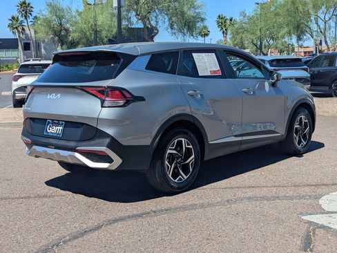 Certified 2024 Kia Sportage LX image 3
