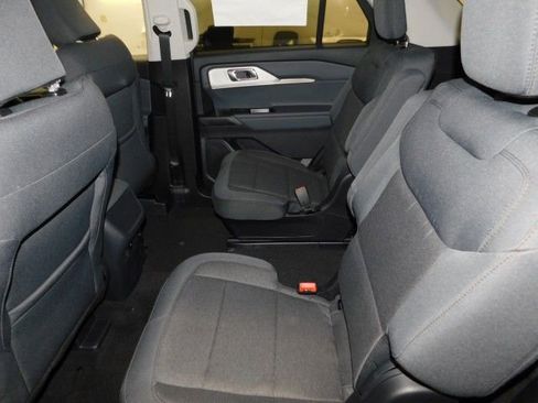 New 2026 Ford Explorer Active image 13