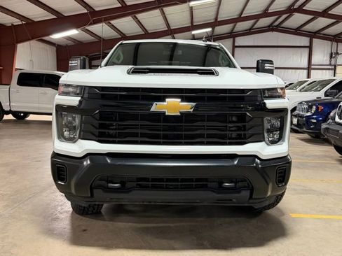 Used 2024 Chevrolet Silverado 3500 W/T w/ WT Convenience Package AWD/4WD image 2
