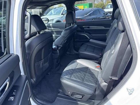 Used 2024 Kia Telluride SX Prestige X-Line image 17