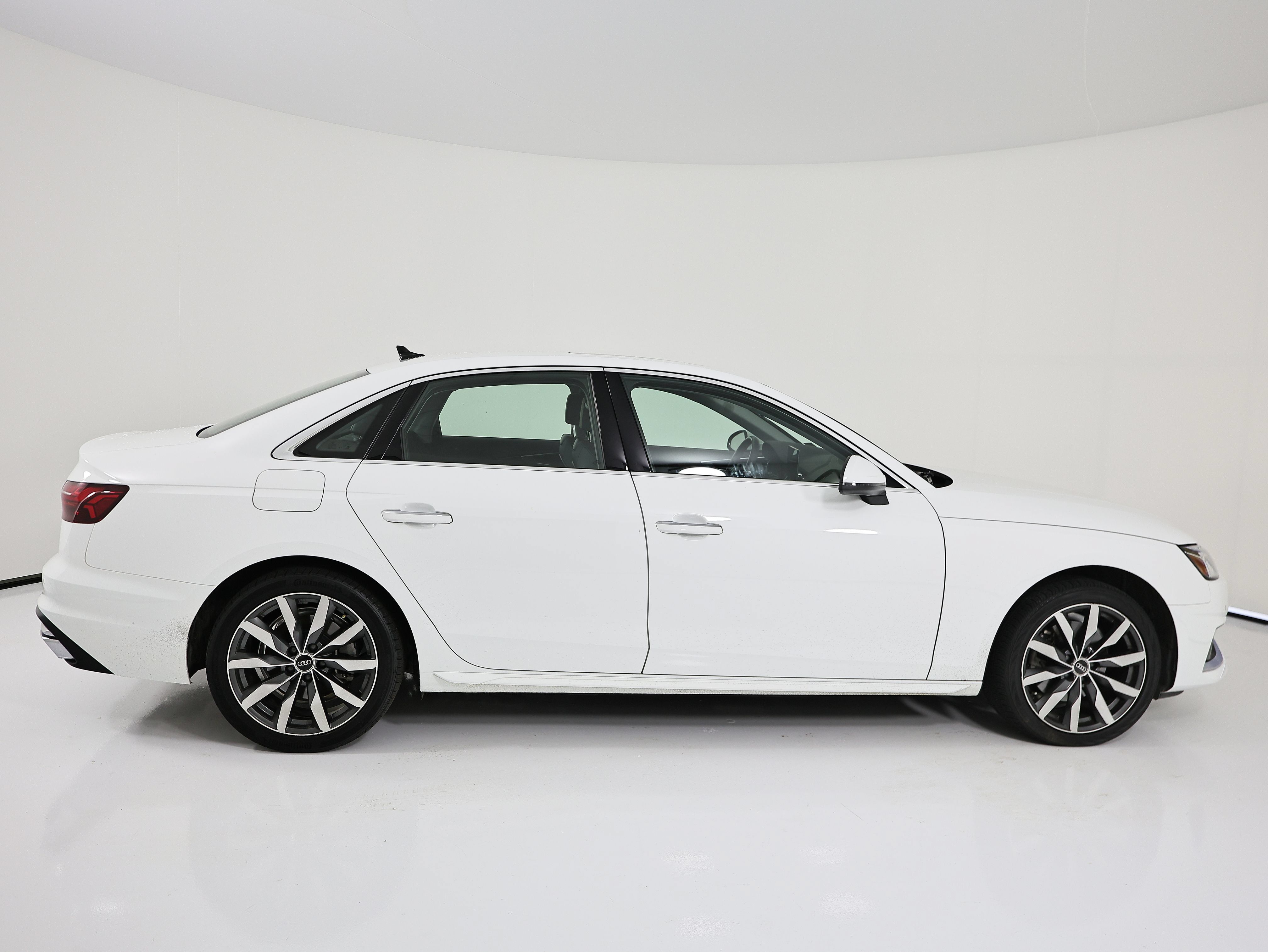 Used 2022 Audi A4 2.0T Premium Plus AWD/4WD image 8