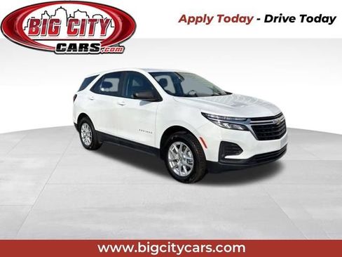 Used 2024 Chevrolet Equinox LS AWD/4WD image 1