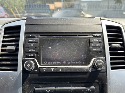 Used 2018 Nissan Frontier S image 16