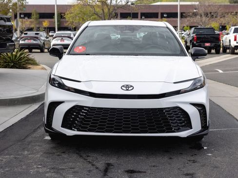 New 2026 Toyota Camry Hybrid w/ Multimedia Upgrade Package FWD image 2