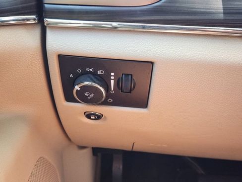 Used 2019 Jeep Grand Cherokee Limited RWD image 22