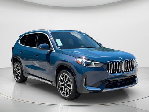 New 2026 BMW X1 xDrive28i w/ Technology Package AWD/4WD image 3