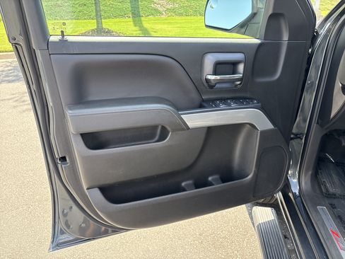 Used 2018 Chevrolet Silverado 1500 LT w/ All Star Edition AWD/4WD image 15