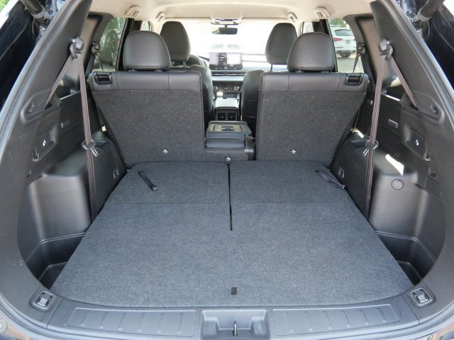 Used 2025 Mitsubishi Outlander SE AWD/4WD image 10