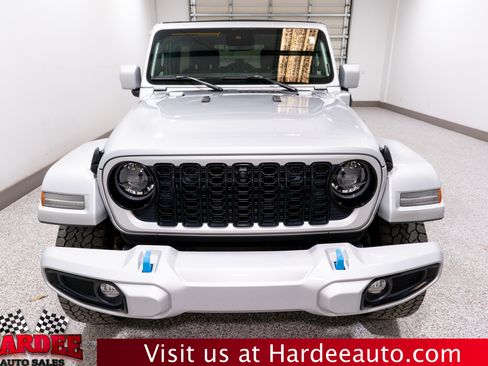 Used 2024 Jeep Wrangler High Altitude AWD/4WD image 7