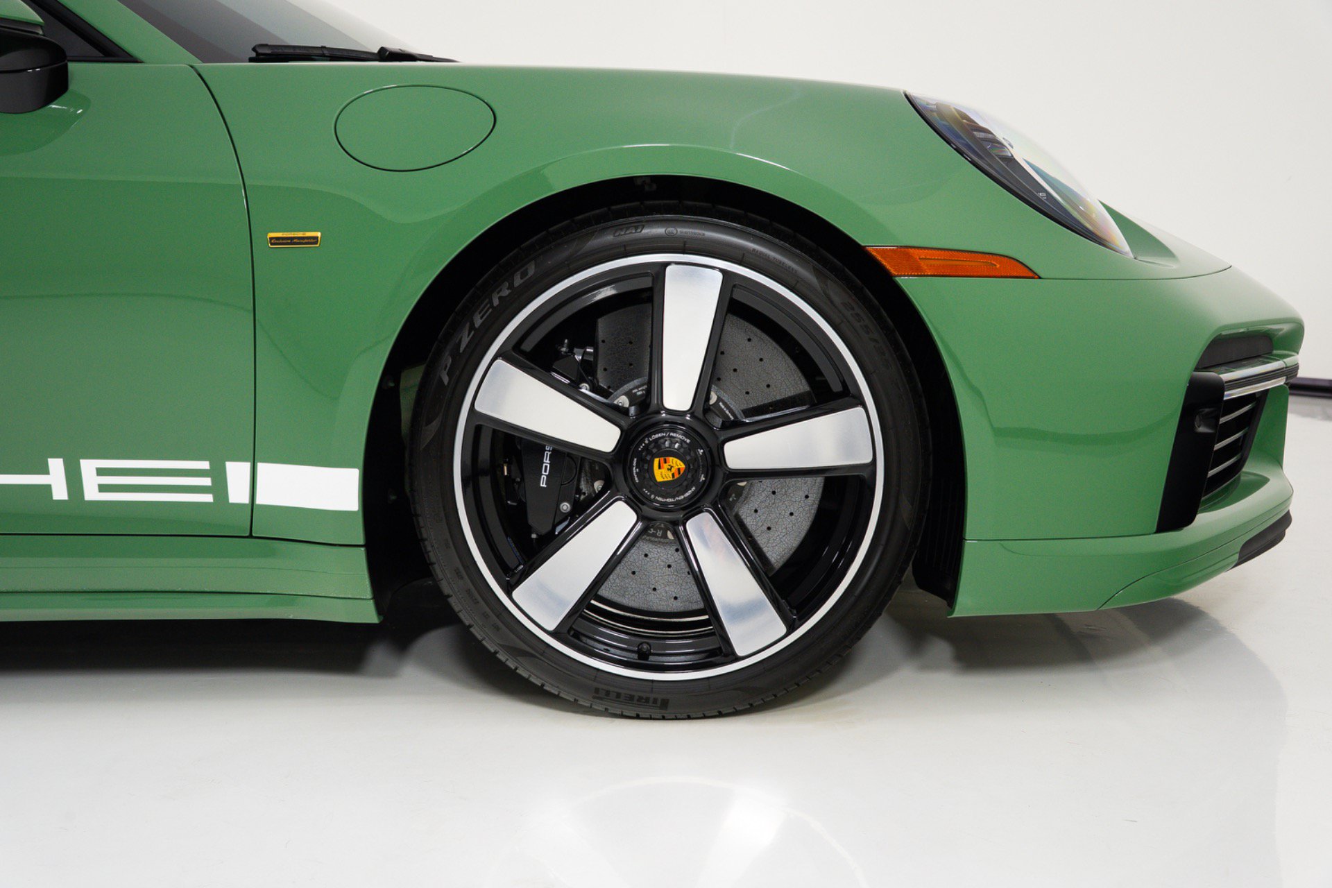 Used 2023 Porsche 911 Sport Classic RWD image 13
