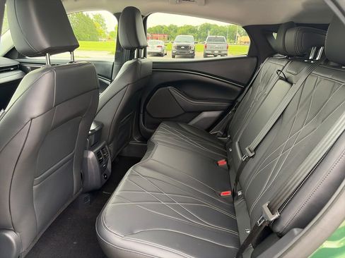 Used 2025 Ford Mustang Mach-E Select w/ Comfort Package Lite AWD/4WD image 27