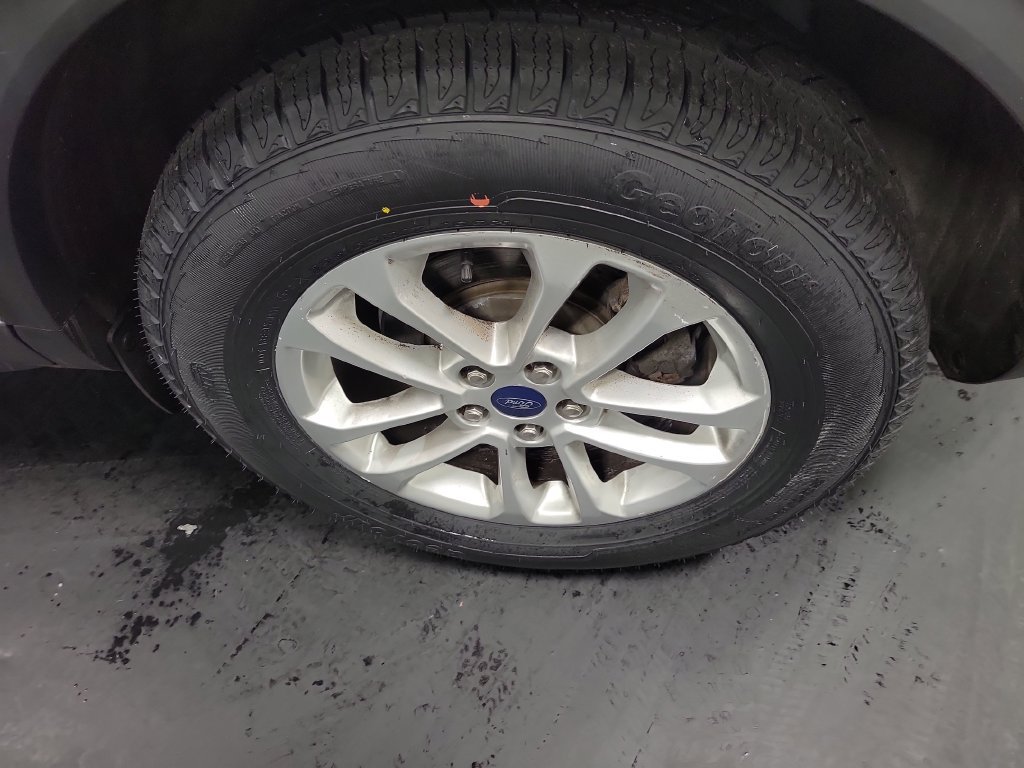 Used 2022 Ford Escape SE AWD/4WD image 12