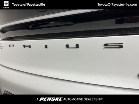 New 2026 Toyota Prius Plug-In Hybrid image 18