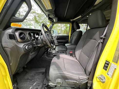 Used 2022 Jeep Wrangler Unlimited Sport AWD/4WD image 25