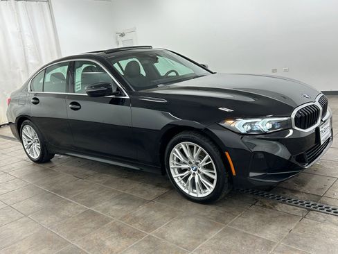 Used 2024 BMW 330i xDrive Sedan w/ Convenience Package AWD/4WD image 6