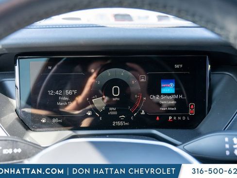 Used 2025 GMC Acadia Elevation image 7