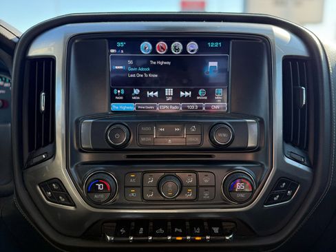 Used 2017 Chevrolet Silverado 3500 LTZ w/ Duramax Plus Package image 20