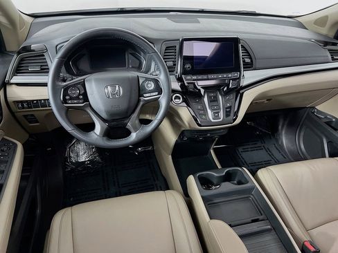 Used 2022 Honda Odyssey Touring image 23