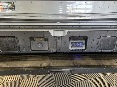 Used 2025 GMC Sierra 1500 Denali image 10