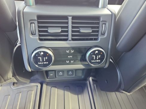 New 2026 Land Rover Discovery S AWD/4WD image 26