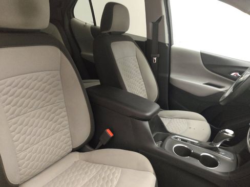 Used 2019 Chevrolet Equinox LS w/ LS Convenience Package image 21