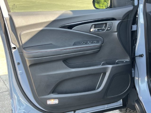 Used 2022 Honda Ridgeline Black Edition image 25