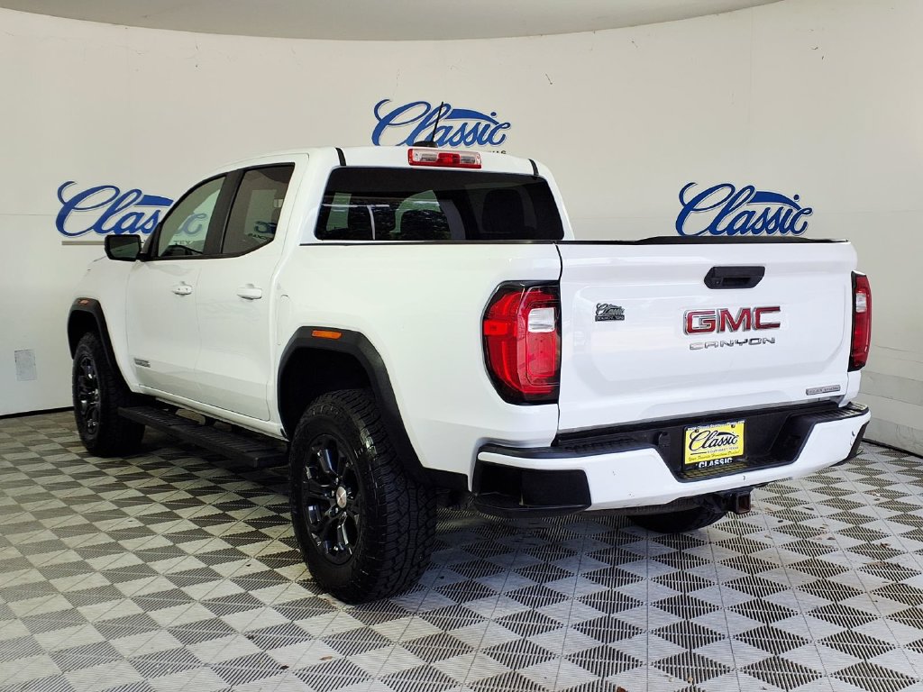 Used 2023 GMC Canyon Elevation w/ Trailering Package RWD image 2