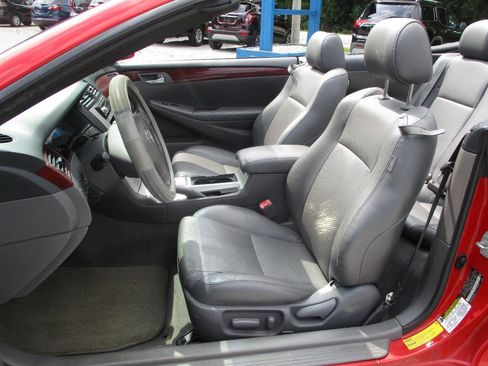 Used 2004 Toyota Solara SLE FWD image 11